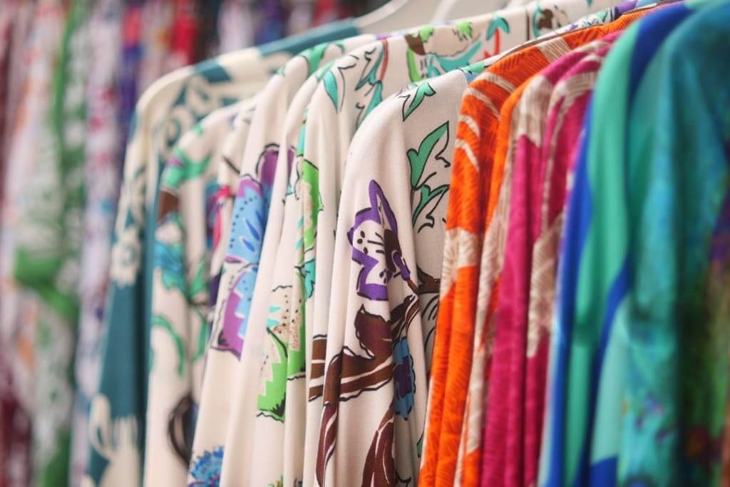 Lightweight custom rayon fabric printed for dresses